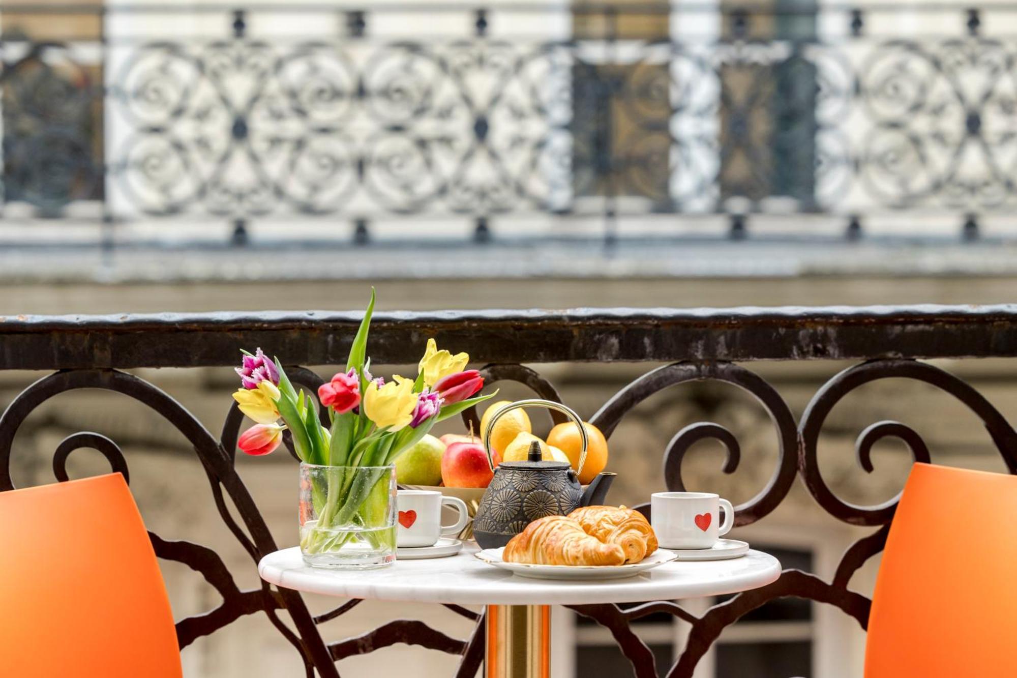 Beautiful Balcony - Near Place Vendôme&opéra * Parigi